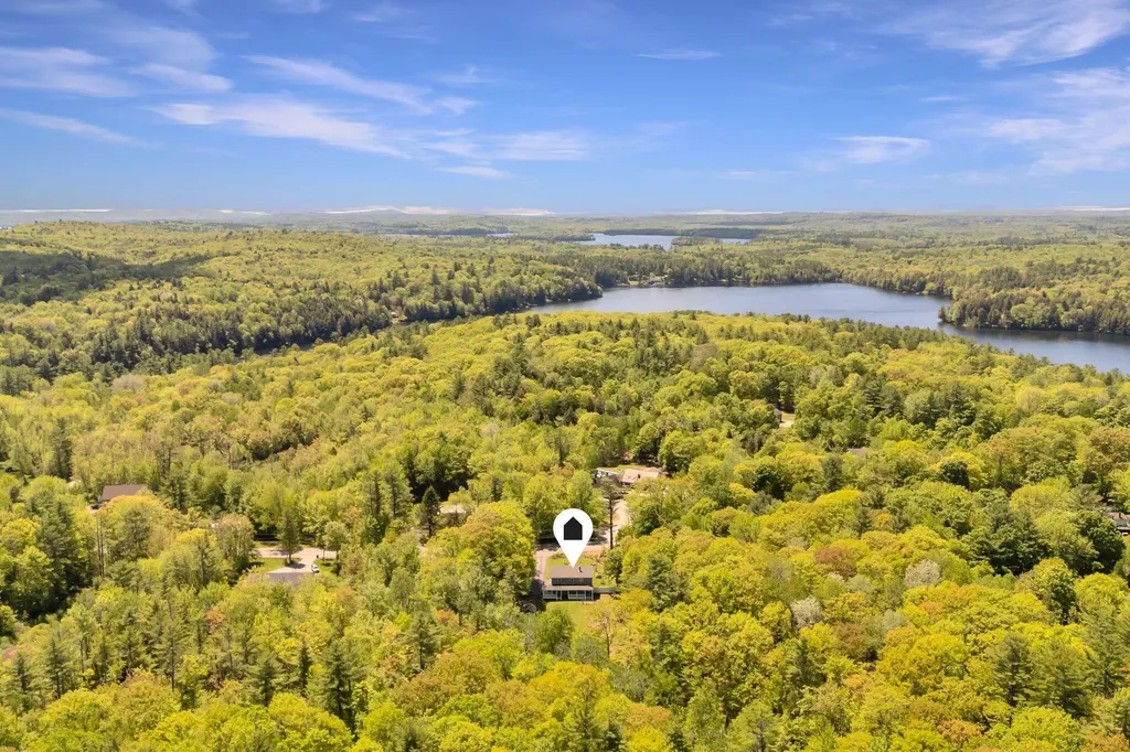 256 Narrows Pond Road Winthrop ME 04364