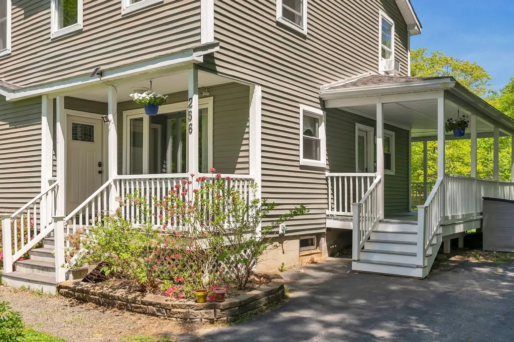 256 Narrows Pond Road Winthrop ME 04364