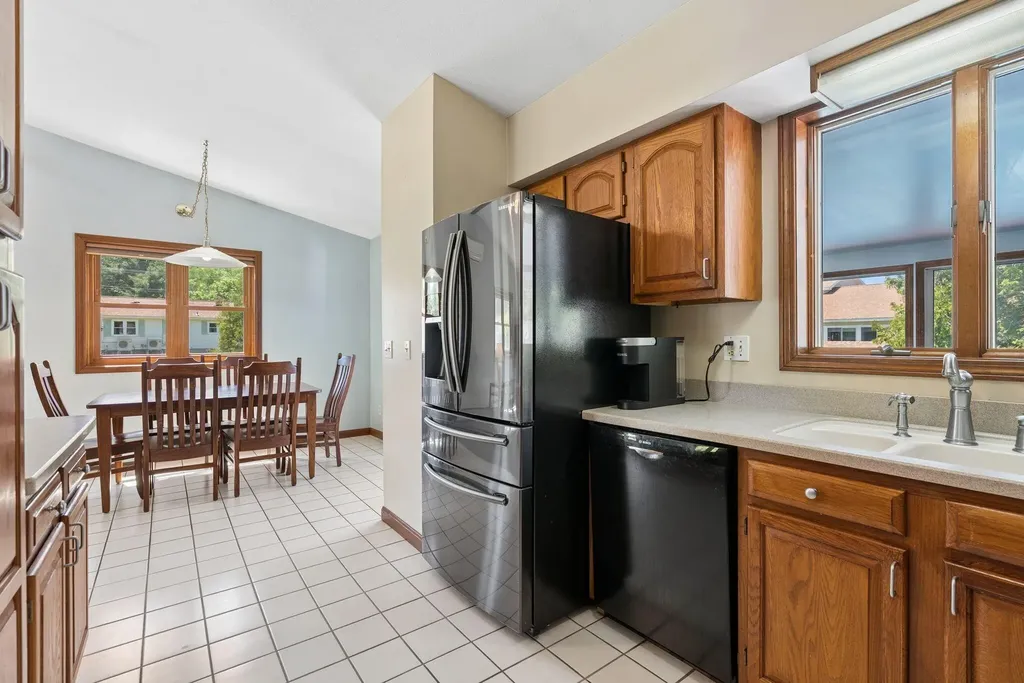 16 Leland Street Lewiston ME 04240
