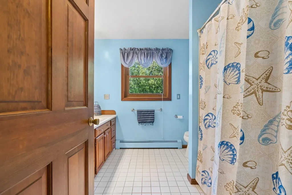 16 Leland Street Lewiston ME 04240