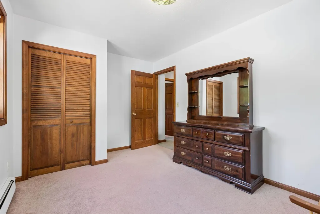 16 Leland Street Lewiston ME 04240