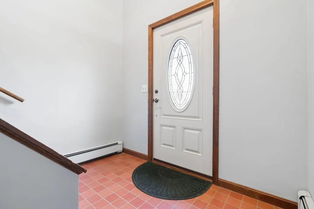 16 Leland Street Lewiston ME 04240