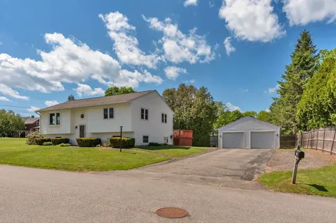 16 Leland Street Lewiston ME 04240