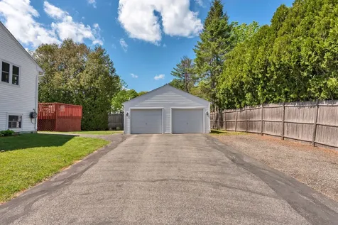 16 Leland Street Lewiston ME 04240