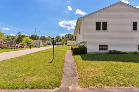 16 Leland Street Lewiston ME 04240