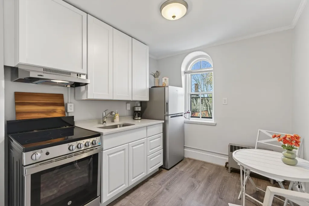 138 Pine Street Portland ME 04102