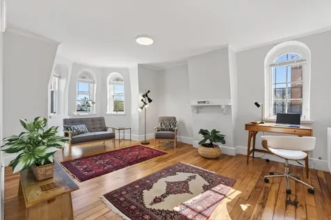 138 Pine Street Portland ME 04102