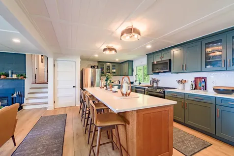 170 Lakeview Drive Rockland ME 04841