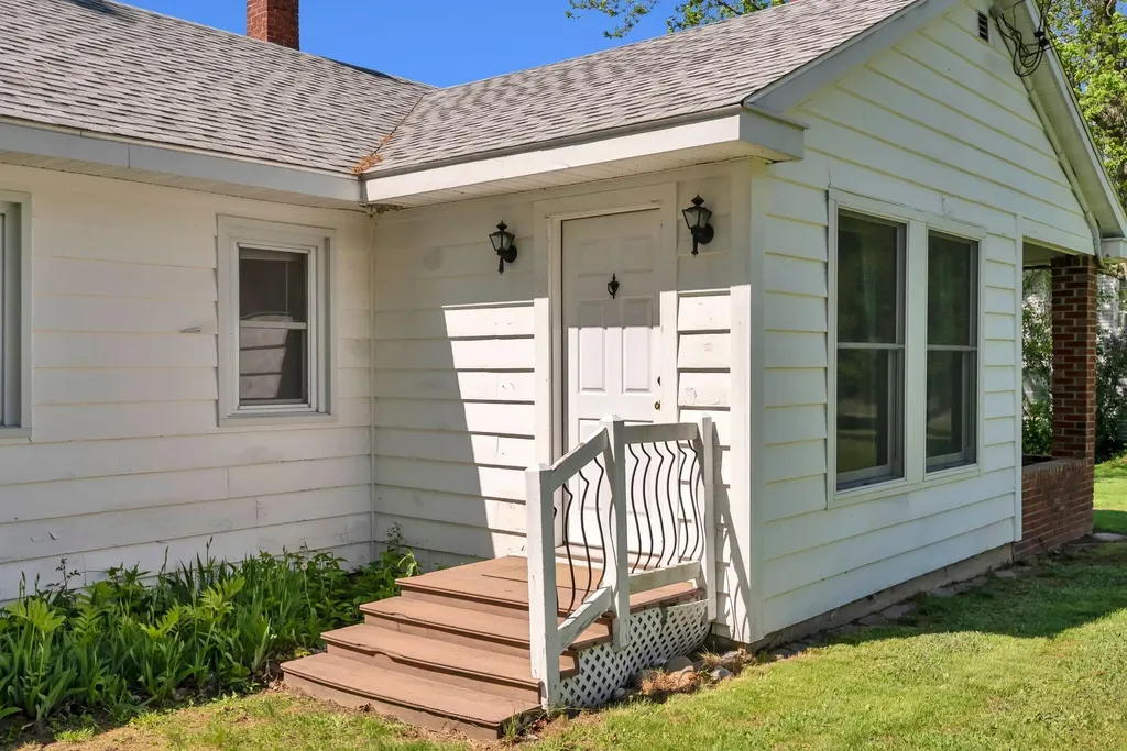 680 Maple Ridge Road Winslow ME 04901