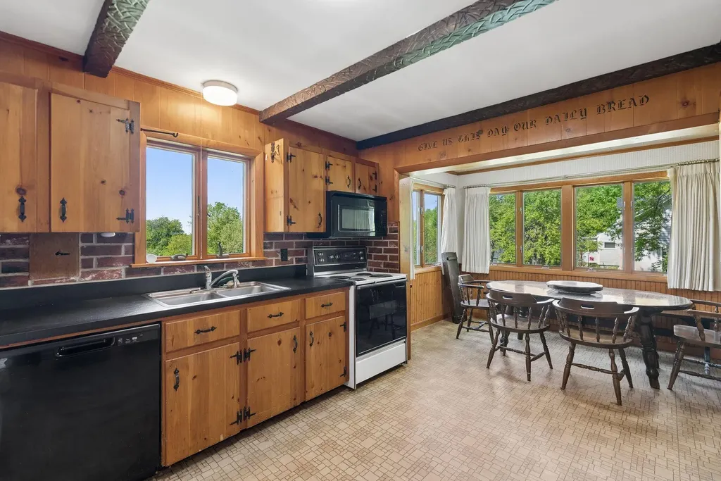 680 Maple Ridge Road Winslow ME 04901
