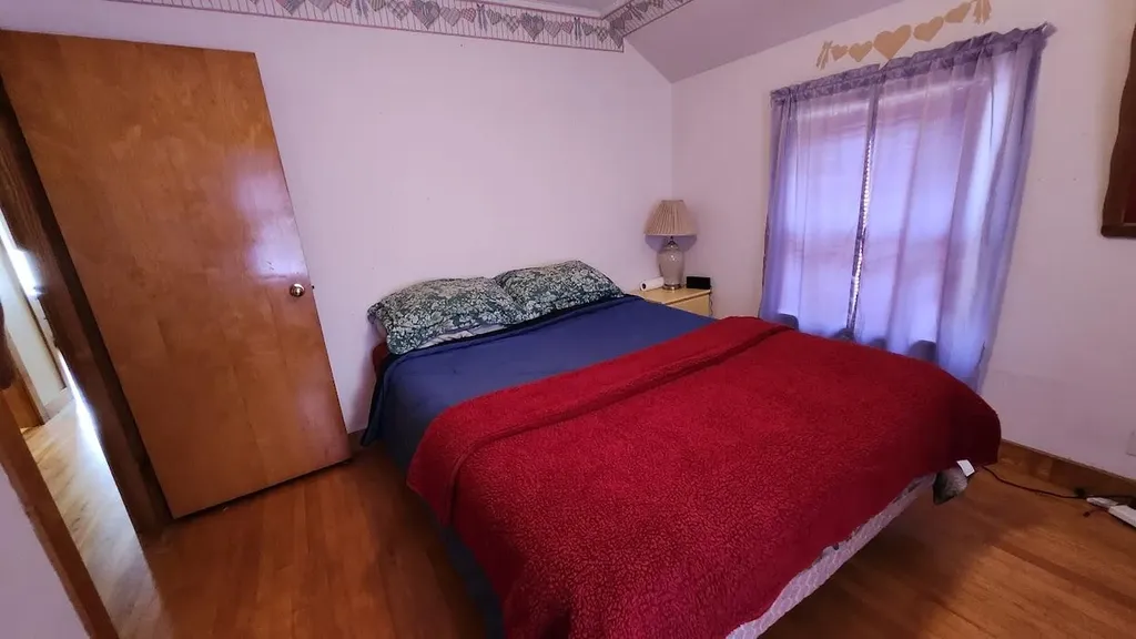 28 Eastland Avenue Millinocket ME 04462