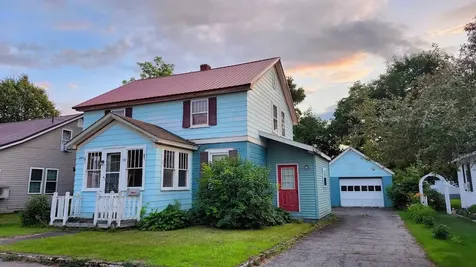 28 Eastland Avenue Millinocket ME 04462
