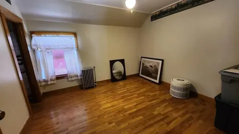 28 Eastland Avenue Millinocket ME 04462