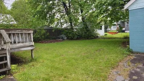 28 Eastland Avenue Millinocket ME 04462