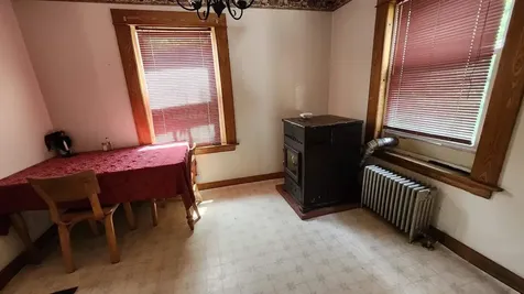 28 Eastland Avenue Millinocket ME 04462