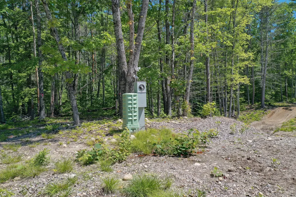 264 State Loop 23 Shapleigh ME 04076