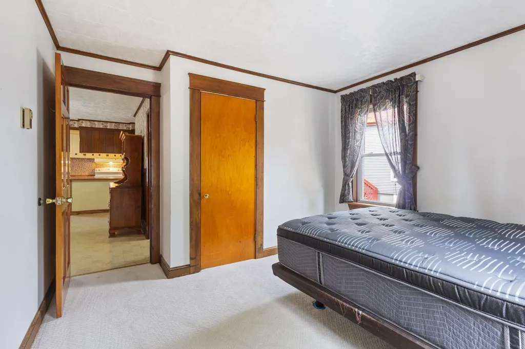 106 High Street Sanford ME 04073