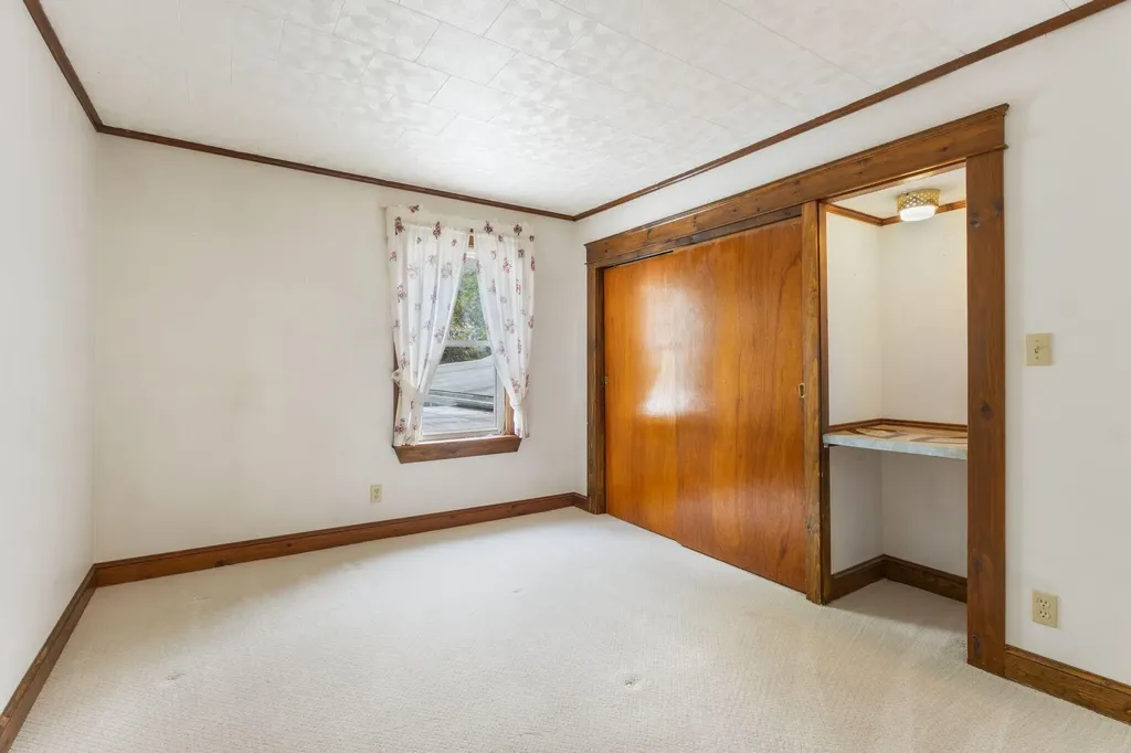 106 High Street Sanford ME 04073