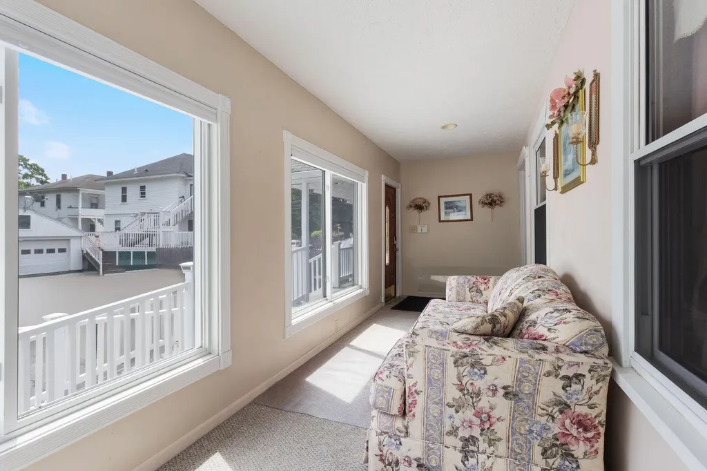 106 High Street Sanford ME 04073