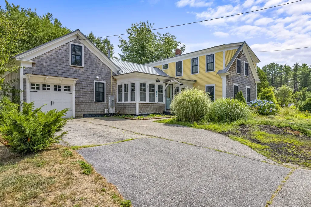 15 Bayview Road Saco ME 04072