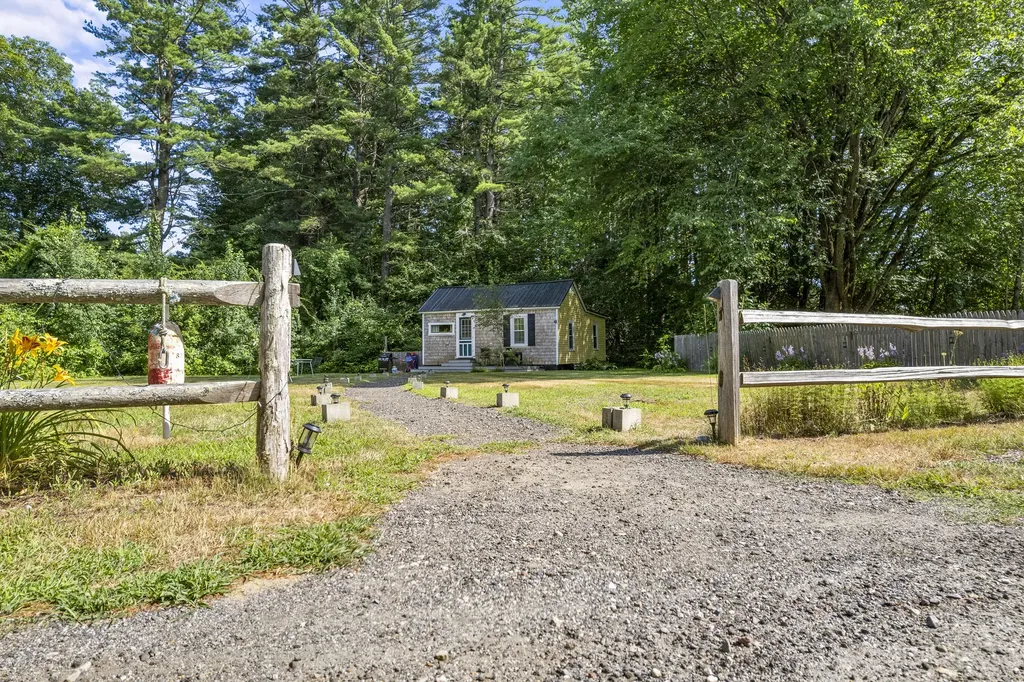 15 Bayview Road Saco ME 04072