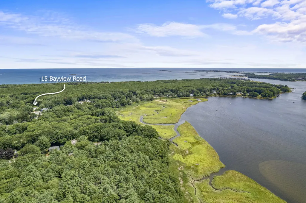 15 Bayview Road Saco ME 04072