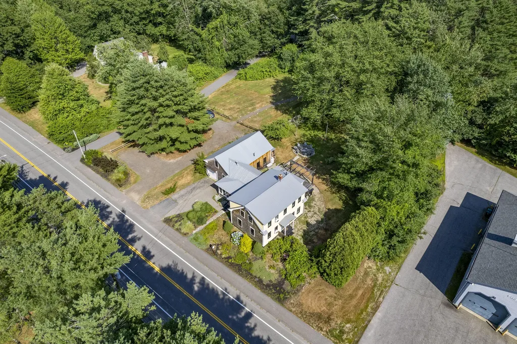 15 Bayview Road Saco ME 04072