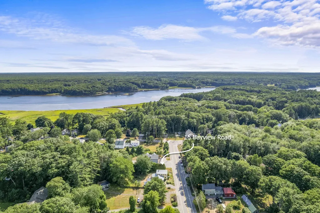 15 Bayview Road Saco ME 04072