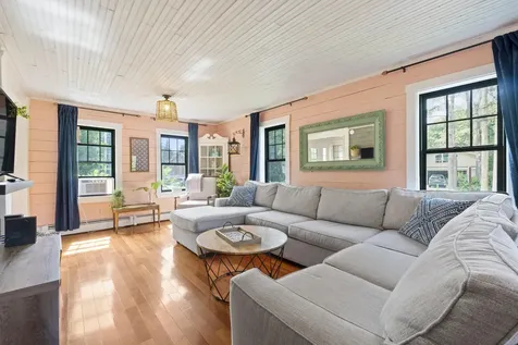 15 Bayview Road Saco ME 04072