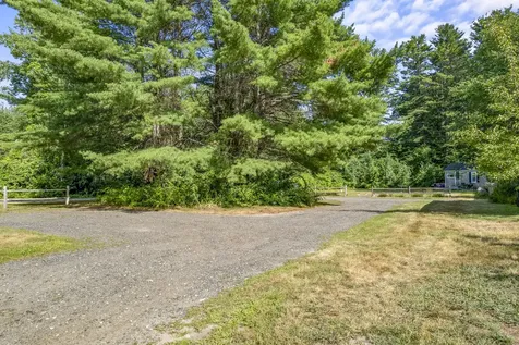 15 Bayview Road Saco ME 04072