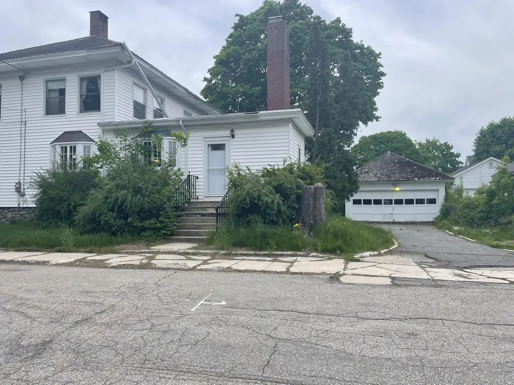 12 Storer Street Sanford ME 04073