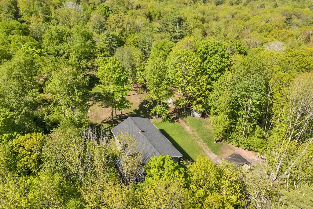359 Atlantic Highway Waldoboro ME 04572
