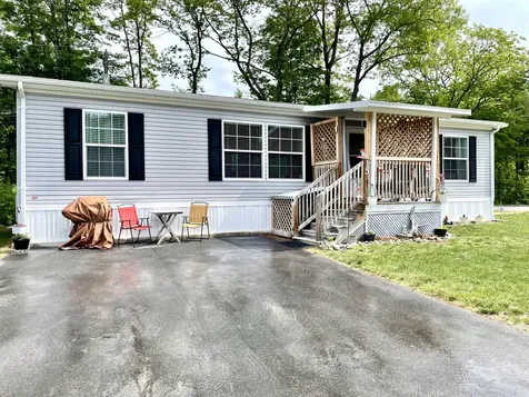 15 Iris Court Augusta ME 04330