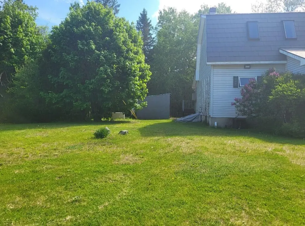 26 Plum Tree Lane Calais ME 04619