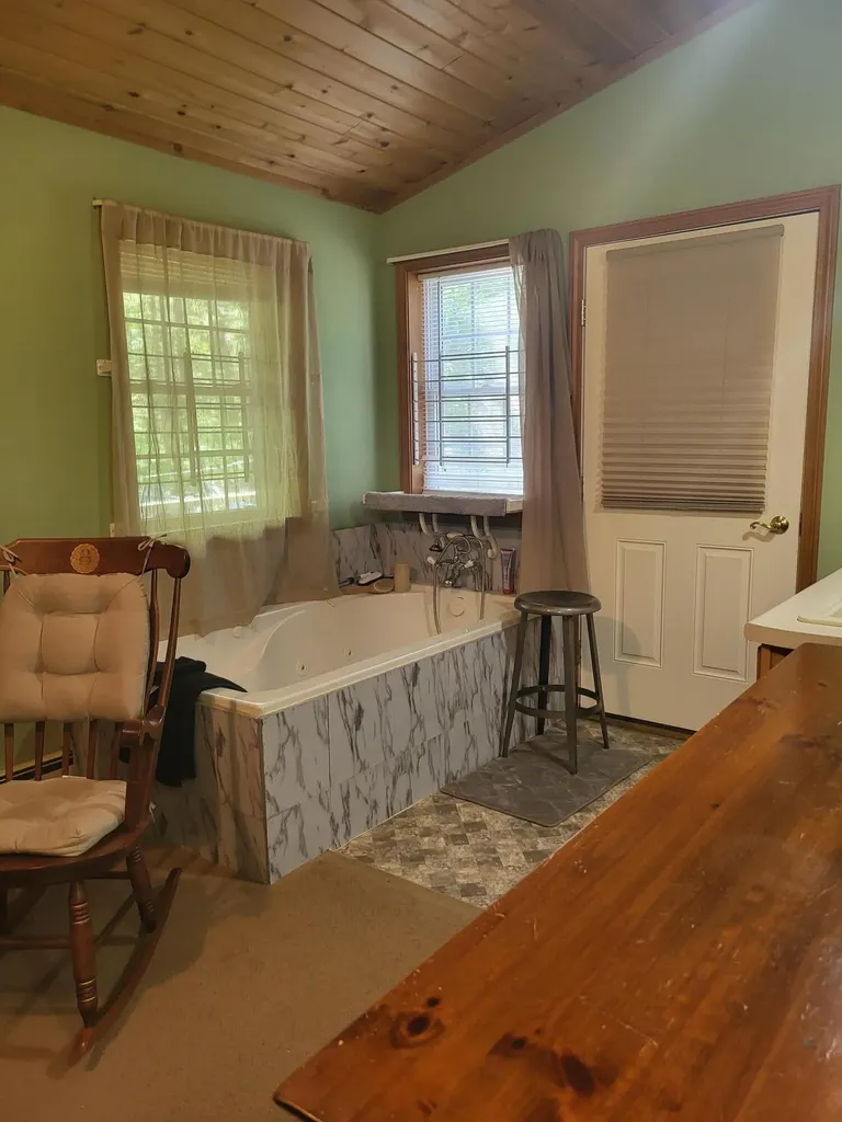 26 Plum Tree Lane Calais ME 04619