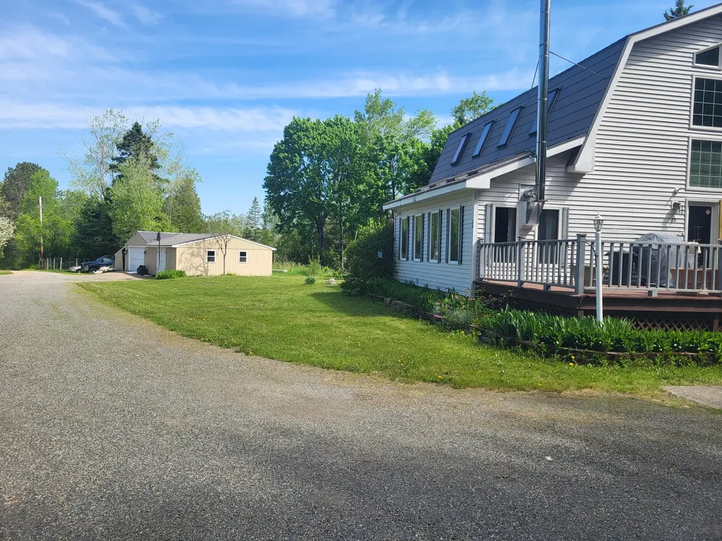 26 Plum Tree Lane Calais ME 04619