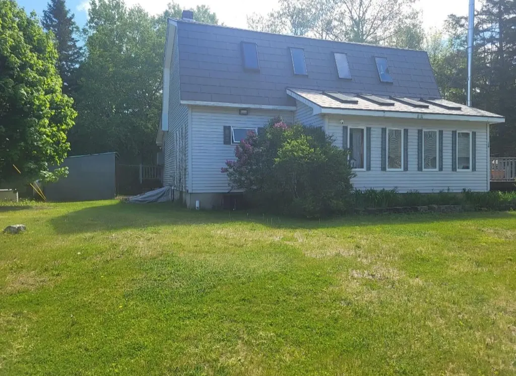 26 Plum Tree Lane Calais ME 04619