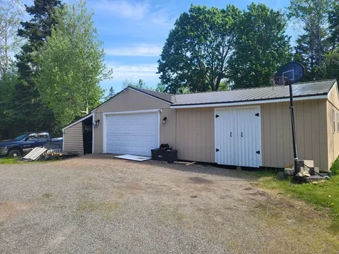 26 Plum Tree Lane Calais ME 04619