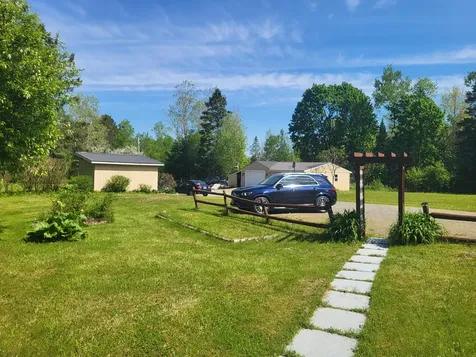 26 Plum Tree Lane Calais ME 04619
