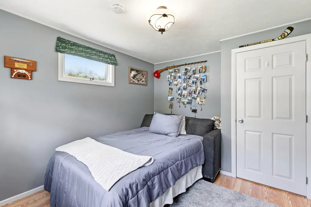 82 Oak Hill Road Otisfield ME 04270