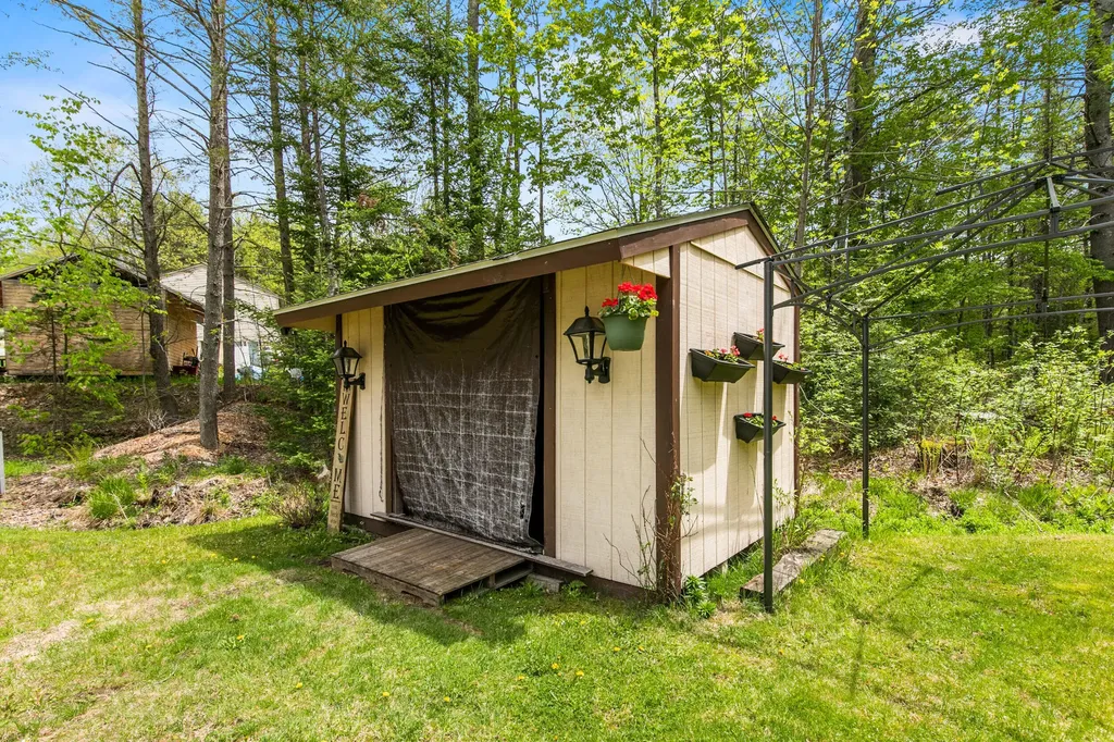 82 Oak Hill Road Otisfield ME 04270