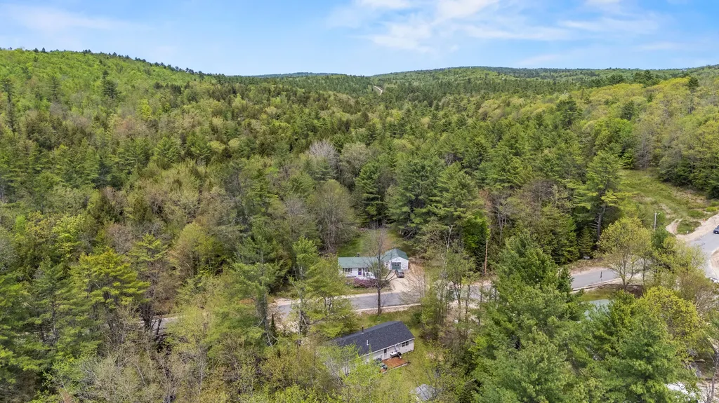 82 Oak Hill Road Otisfield ME 04270