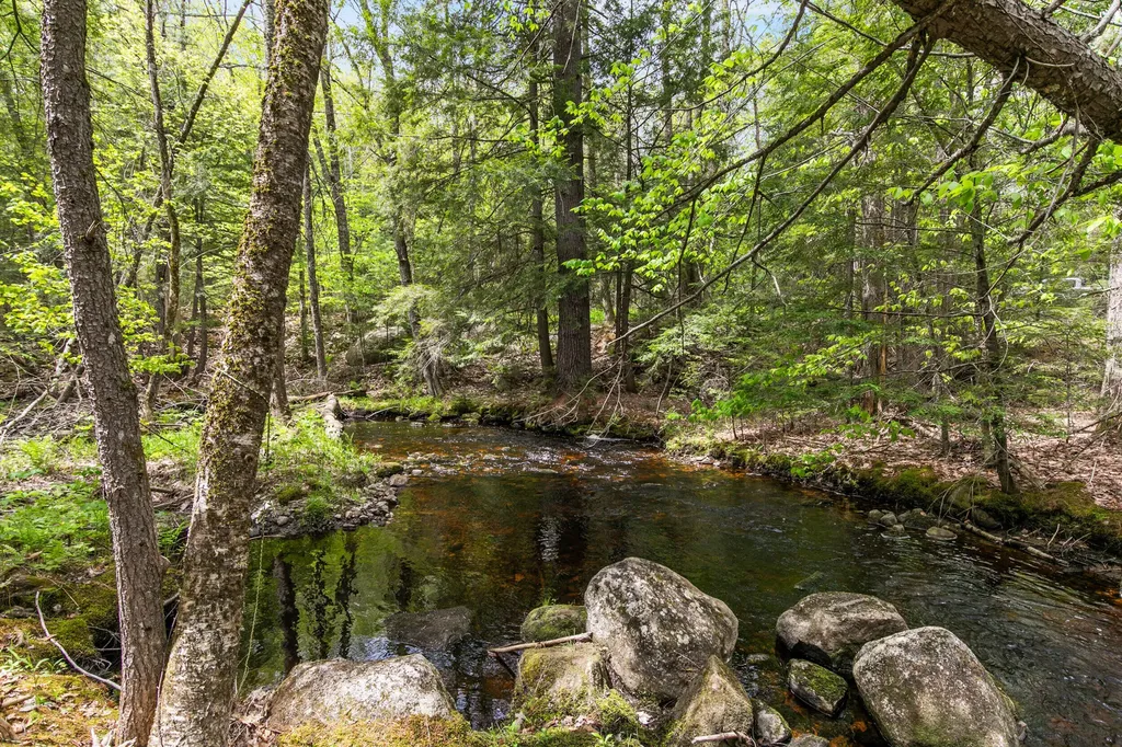 82 Oak Hill Road Otisfield ME 04270