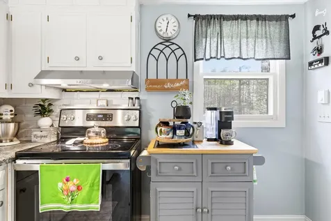 82 Oak Hill Road Otisfield ME 04270
