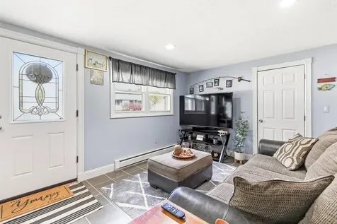 82 Oak Hill Road Otisfield ME 04270