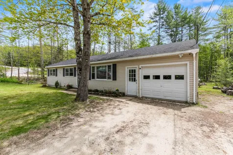 82 Oak Hill Road Otisfield ME 04270