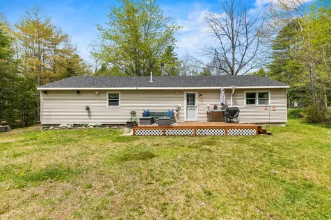82 Oak Hill Road Otisfield ME 04270