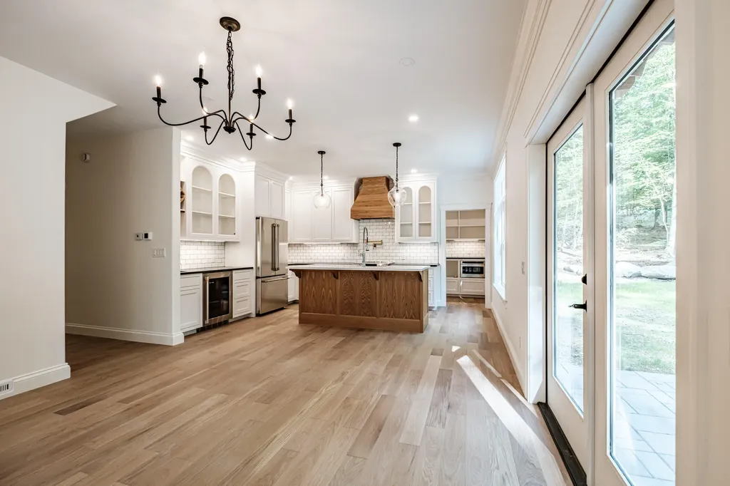 108 Highland Cliff Windham ME 04062