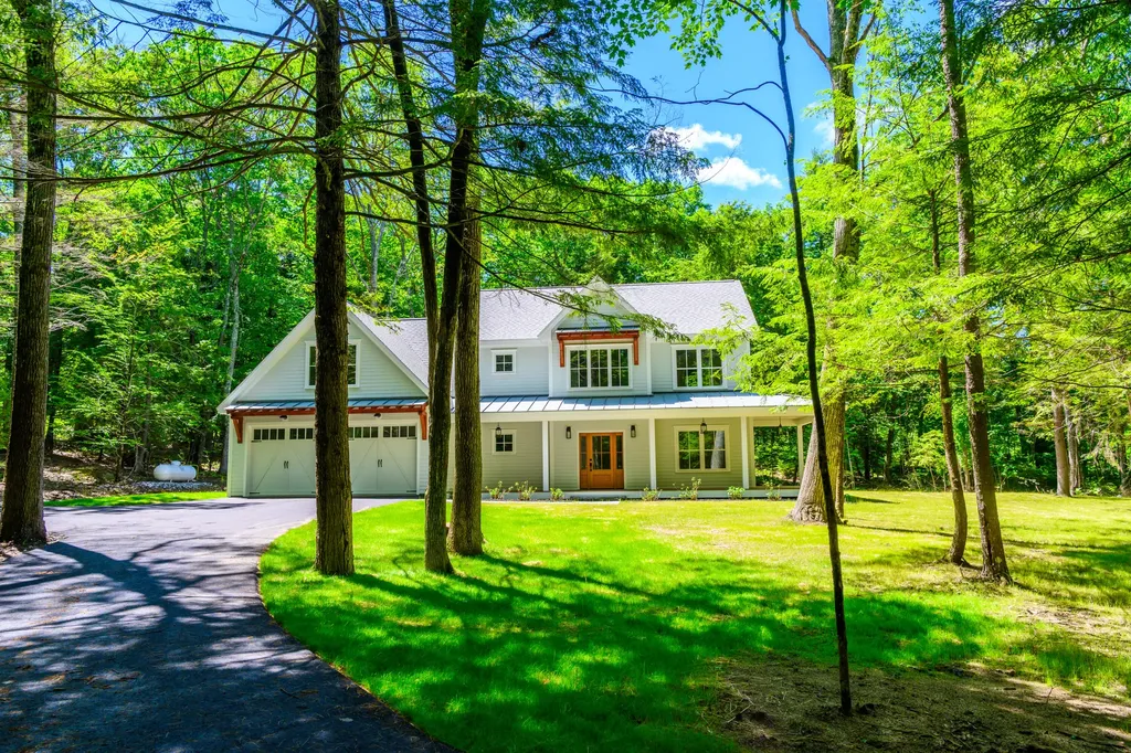 108 Highland Cliff Windham ME 04062