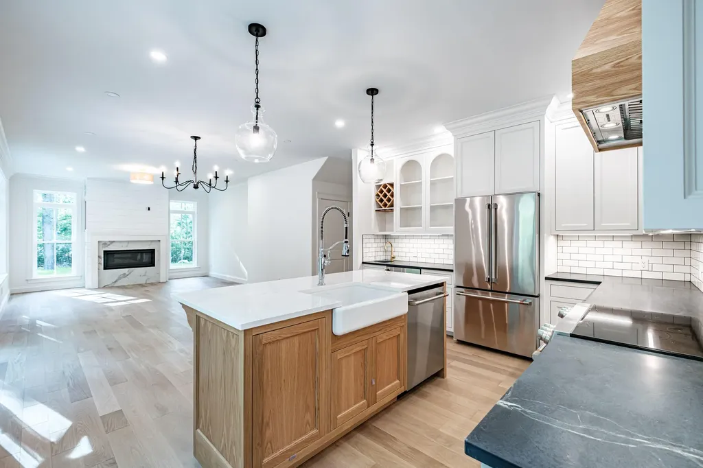 108 Highland Cliff Windham ME 04062